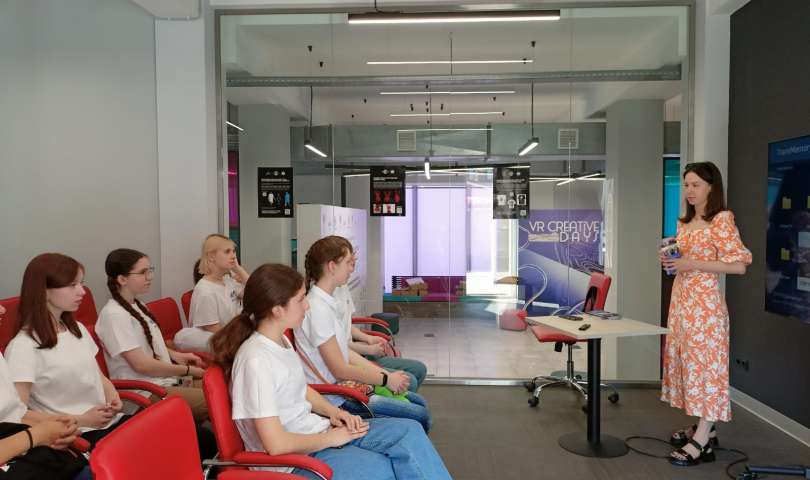 Учащиеся 8 и 10 классов посетили Санкт-Петербургский государственный университет промышленных технологий и дизайна